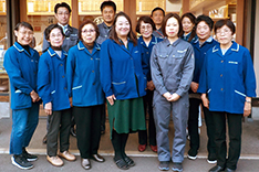 お客様から好評のスタッフが年中無休で対応・サポート